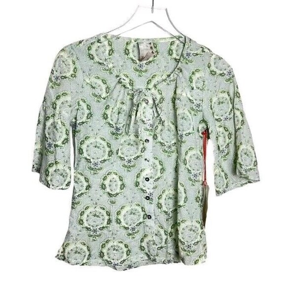 DA-NANG‎ Top Womens XS Green Button Blouse 3/4 Sleeve Tie Neck Floral Lace Trim - Picture 1 of 4